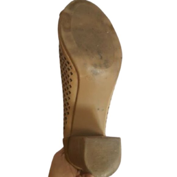 💥host pick💥 Steve Madden perforated ankle boots - Picture 6 of 7